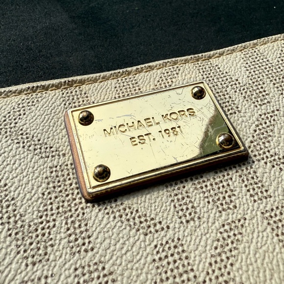 Michael Kors Jet Set Wallet - Vanilla - Picture 3 of 8